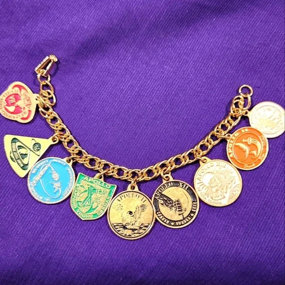Rare Authentic Vintage NASA Charm Bracelet Apollo Moon Mission Astronauts Names - Picture 14 of 14